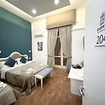 Maison d'hôtes Queen 20 - Private Duomo 3*