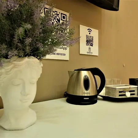 Maison d'hôtes Queen 20 - Private Duomo