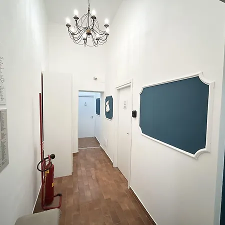 Maison d'hôtes Queen 20 - Private Duomo Naples