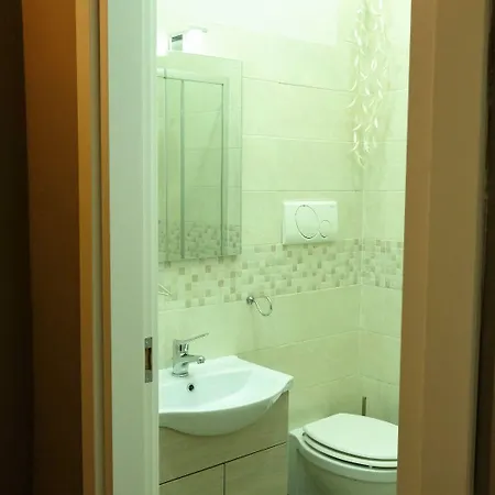 Maison d'hôtes Queen 20 - Private Duomo 3*