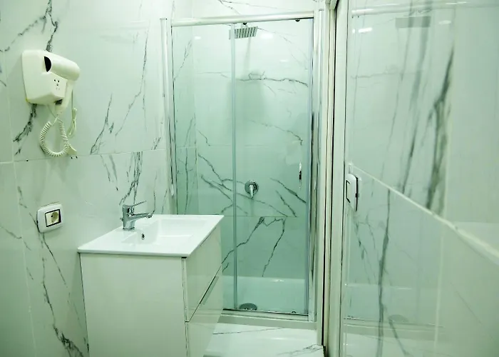 게스트하우스 Queen 20 - Private Duomo 3*